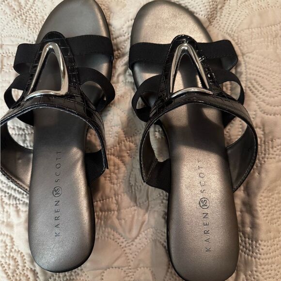 Karen Scott Black Geometric Slide Sandals - Picture 2 of 10